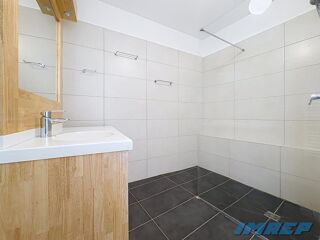  Appartement à louer 3 pièces 69 m²
