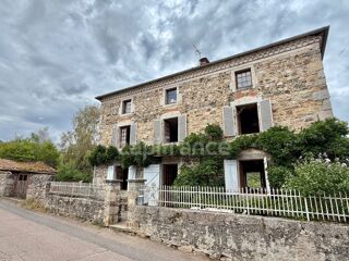 Maison 6 pièces 150 m² · à Champoly · 150 m² · 79 000 €