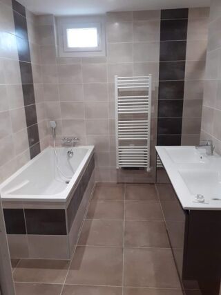  Appartement � louer 4 pi�ces 109 m�