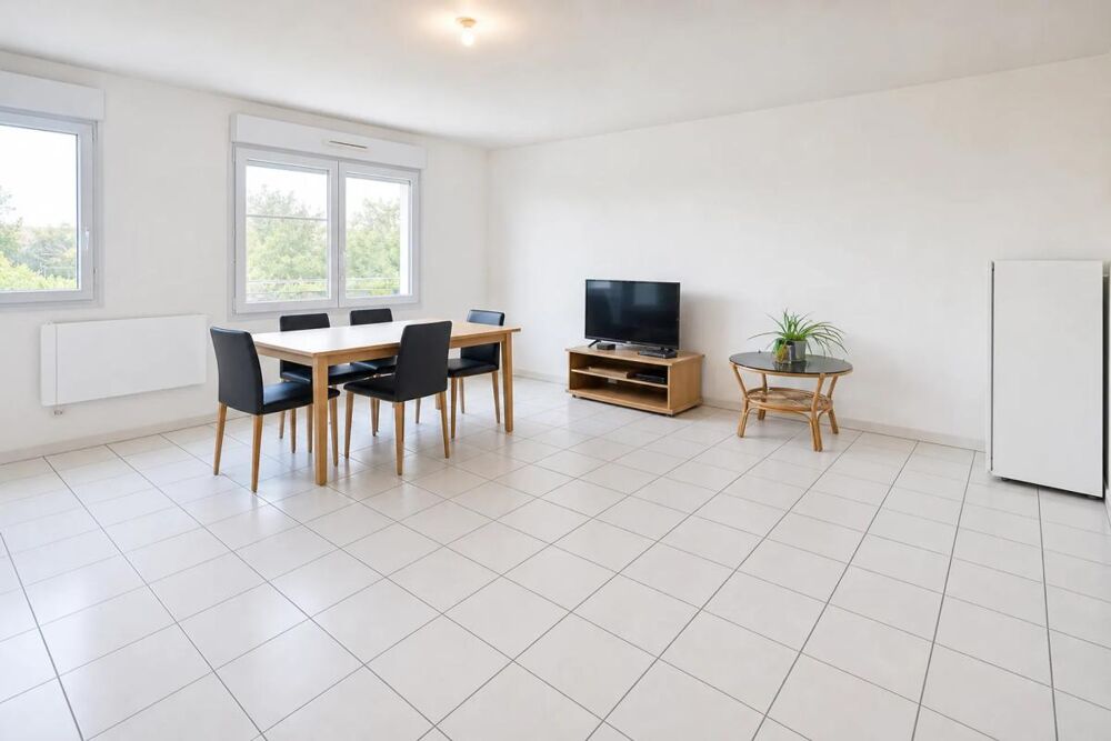 T2 loué avec parking & piscine - 47m2 - Saint-Vivien-de-Médoc