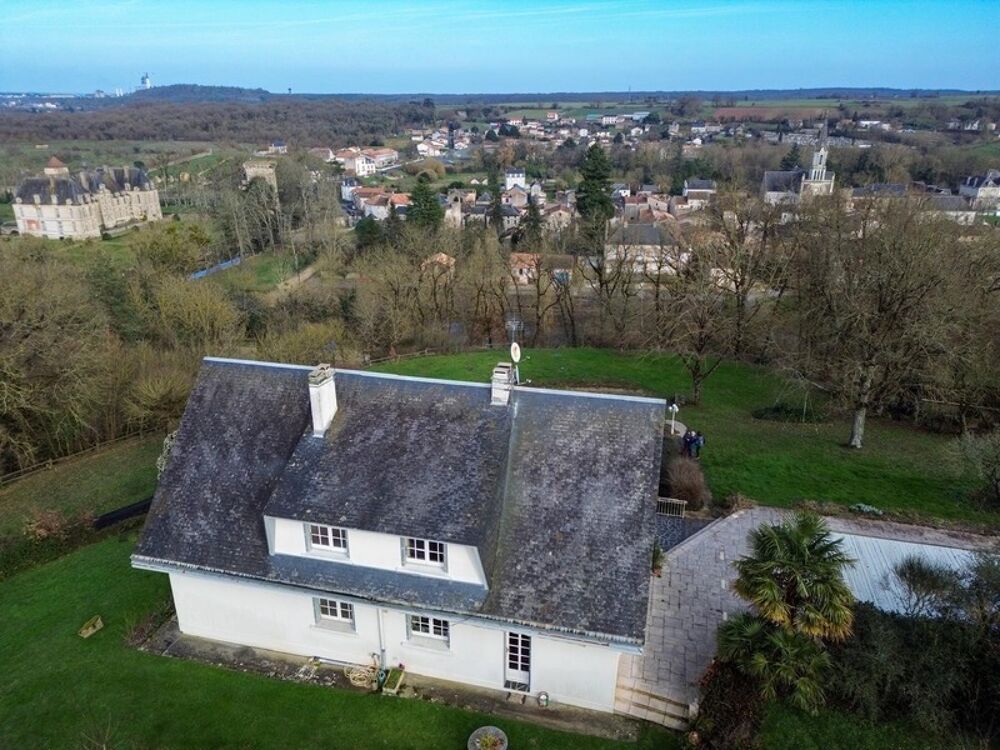 Maison à vendre 10 pièces SAINT LOUP LAMAIRE (79) 5 755 m² de TERRAIN