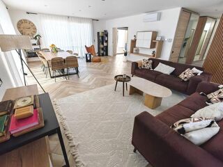  Maison � vendre 7 pi�ces 222 m�