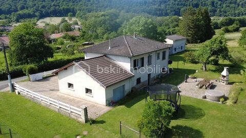   Maison Maison - 7 pi�ce(s) - 119 m�