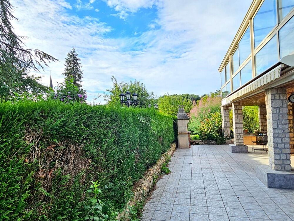 Exclusivité - Houlbec Cocherel - Au calme, agréable maison de 191.55 m2 - 4 chambres - sur 3.117 m2 de terrain - Prix : 274