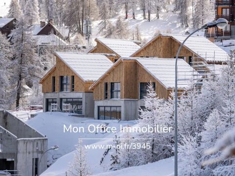 Référence : 3945-MBE. - Demi chalet 4 pièces + 2 garages + 2 places de stationnement 409500 Risoul (05600)