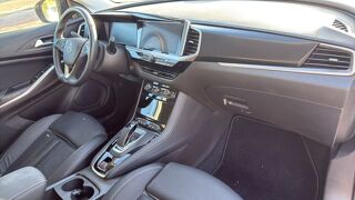 Grandland 1.6 Hybrid 300 AWD EAT8 Ultimate - Premi&egrave;re main Entretien c 2023 occasion 21000 Dijon