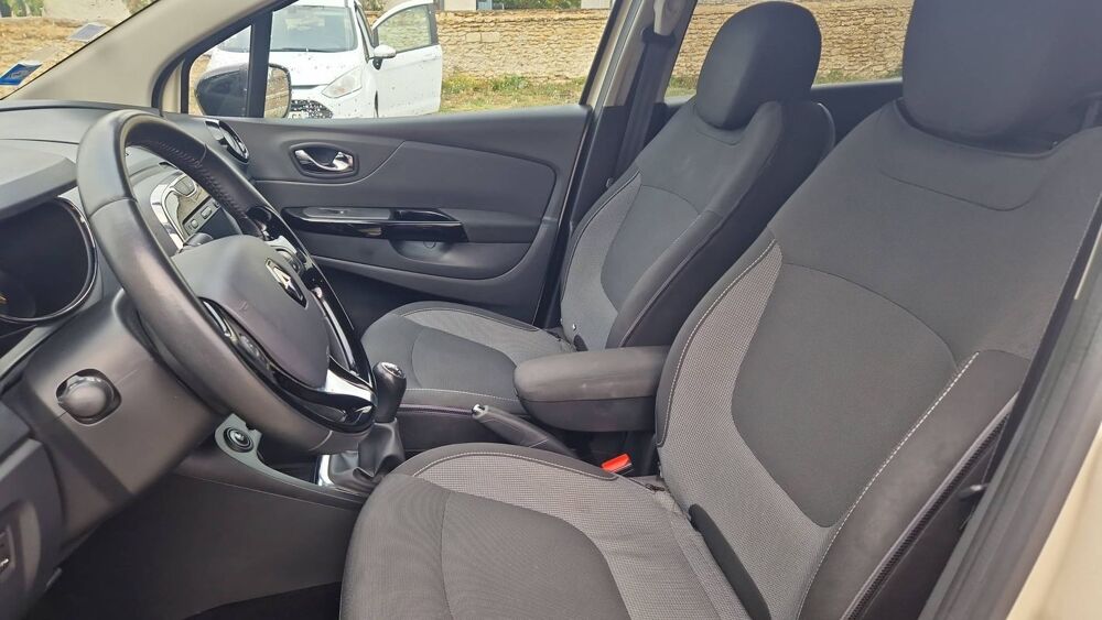 Captur I 0.9 TCe 90 Intens 2014 occasion 58000 Nevers