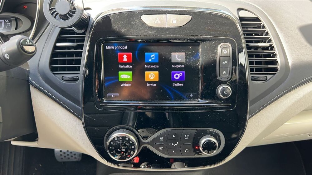 Captur I 1.2 TCe 120 EDC Initiale Paris 2017 occasion 94300 Vincennes