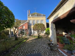  Maison  vendre 8 pices 352 m