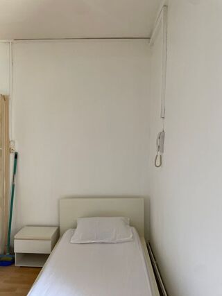  Appartement à louer 1 pièce 16 m²