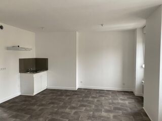  Appartement à louer 3 pièces 46 m²