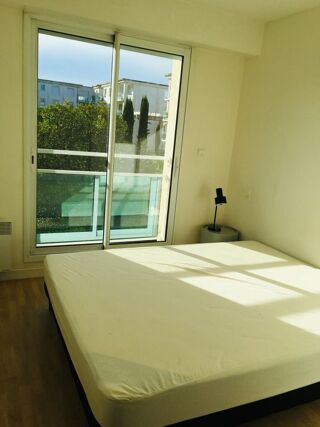  Appartement à louer 2 pièces 32 m²