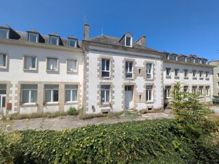  Immeuble à vendre 15 + pièces 600 m²