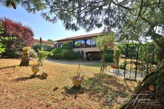 Vente Maison CHAPONOST – Élégante maison familiale avec possibilité de deux logements indépendants – Terrain de 802 m² Chaponost