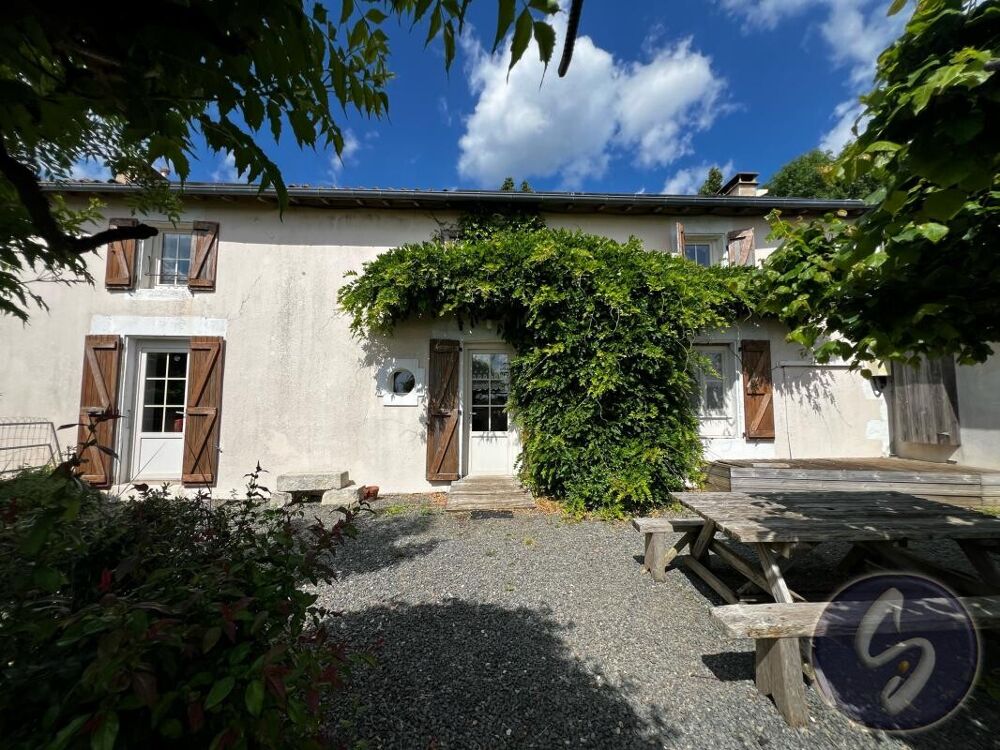 Vente Maison lieu vnementiel cl en main ou RP au calme Exireuil