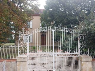  Propri�t�/ch�teau � vendre 6 pi�ces 166 m� Poulan pouzols