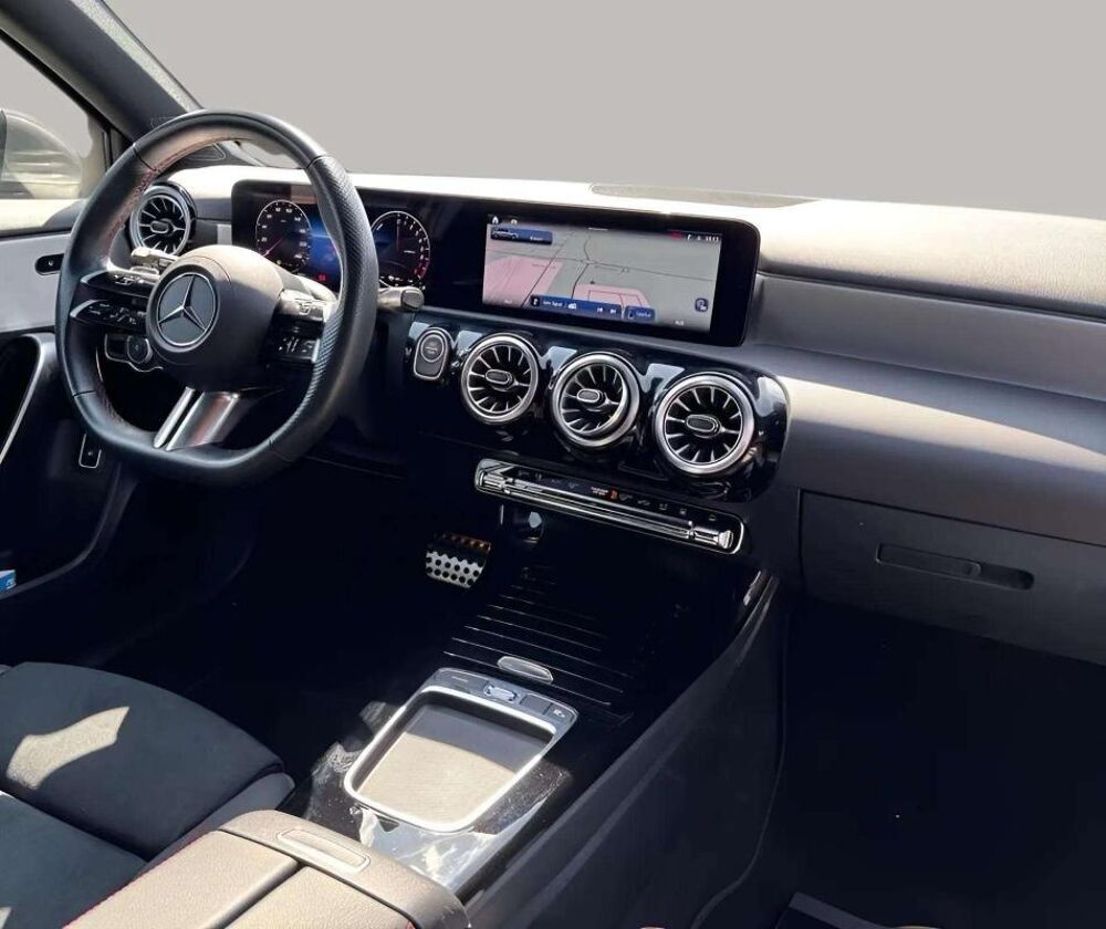 Classe A 250 e Amg Line 8G-DCT • Si&egrave;ges chauffants 2024 occasion 33600 Pessac