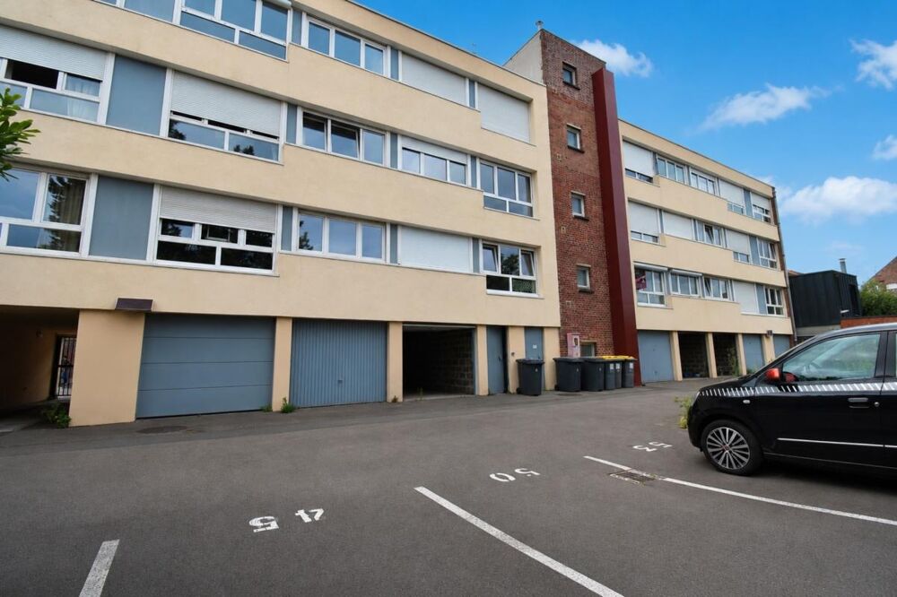 LAMBERSART  CANON D'OR  T4 DE 91,50 M² AVEC GARAGE  PRIX EXCEPTIONNEL
