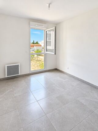  Appartement à louer 3 pièces 57 m²