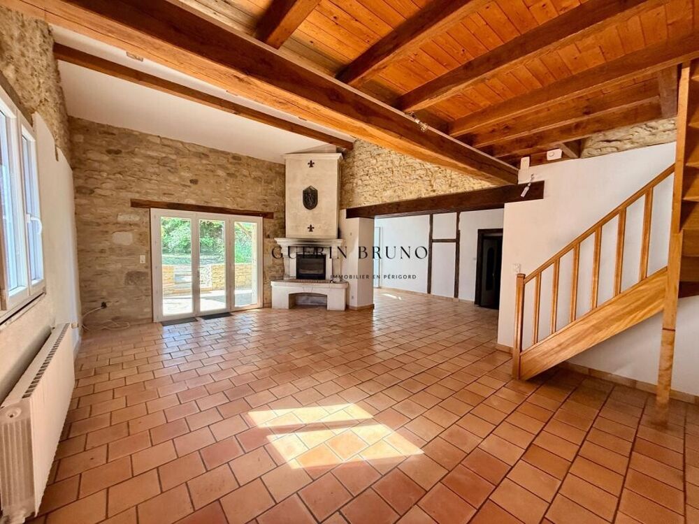 Vente Maison Maison de caractère avec grange – Centre bourg entre Bergera Saint meard de gurcon