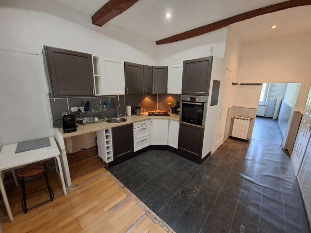 Appartement 3 pièces 73 m² · à Marseille 11 · 73 m² · 110 000 €