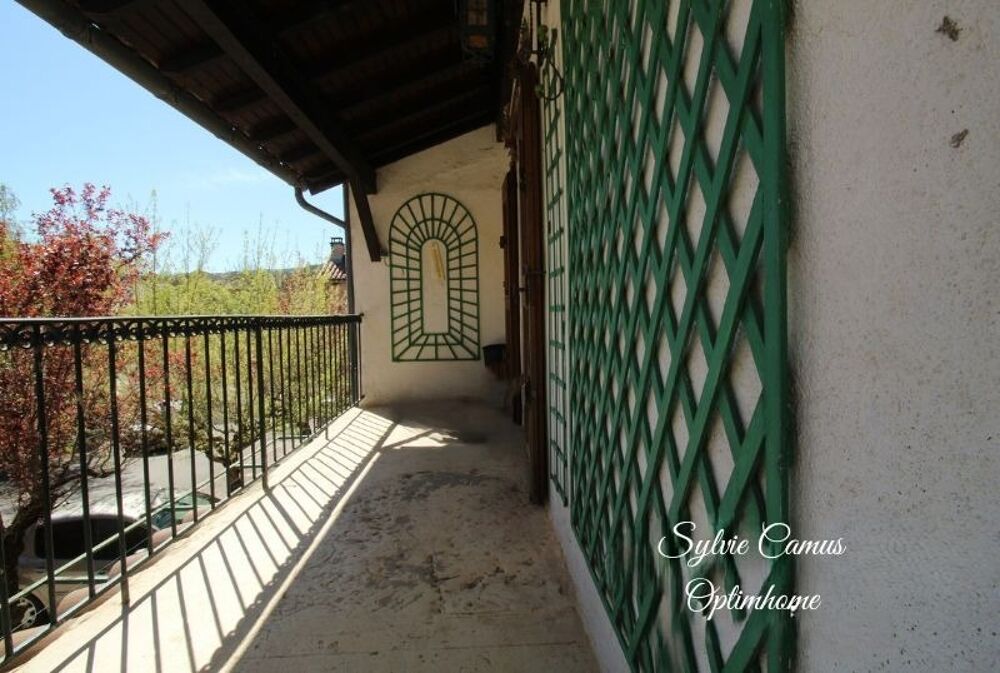 Maison de caractère à vendre 6 pièces sur 121 m² à SAINTE EULALIE DE CERNON (12)