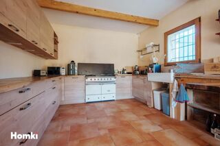  Propriété/château à vendre 5 pièces 215 m²
