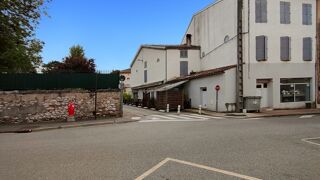 Immeuble à vendre 10 pièces 597 m²