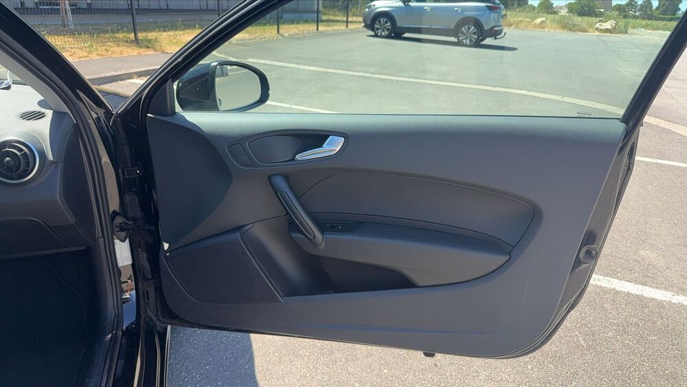 A1 1.6 TDI 90 Ambiente 2013 occasion 37230 Fondettes