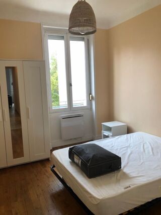  Appartement à louer 2 pièces 46 m²