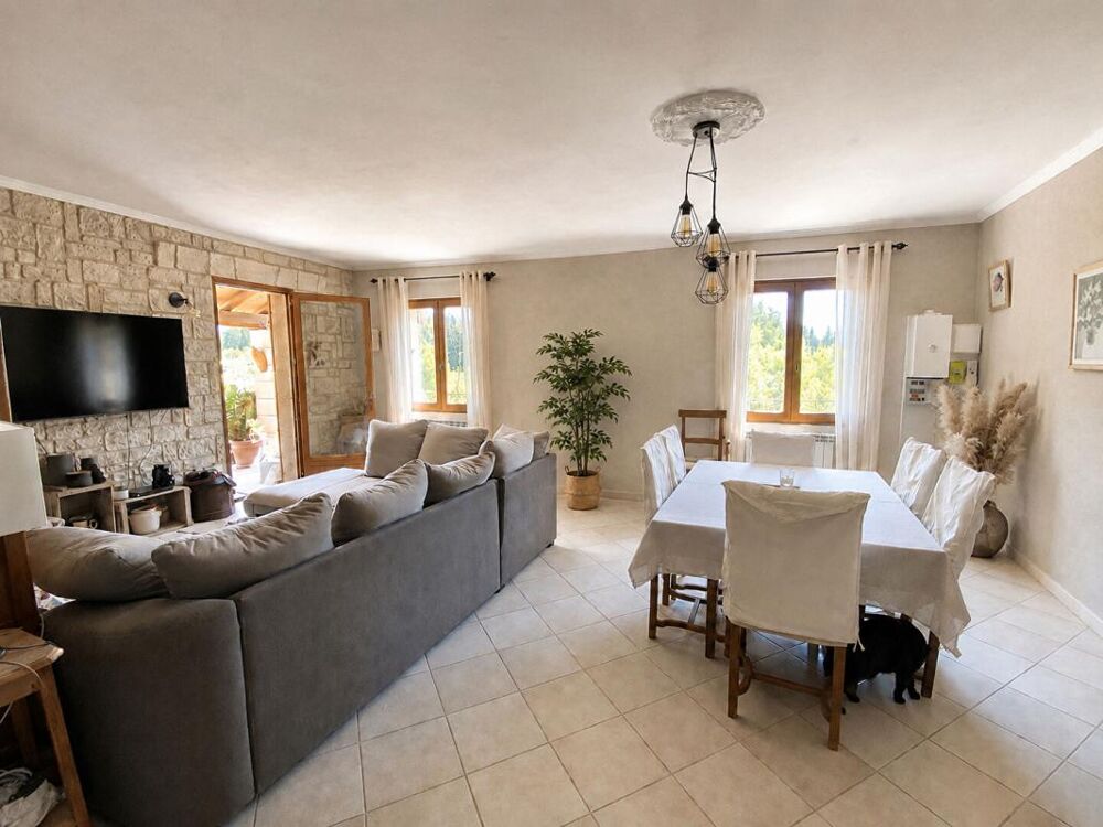 Maison en Campagne 124 m2 sur 11 522 m2 de terrain