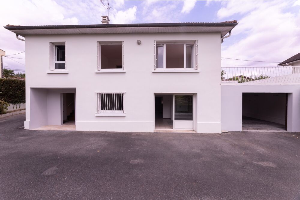 BILLÈRE (64)  À VENDRE - Maison familiale de 126 M²  4 chambres et bureau  Terrasse, garage et grand jardin