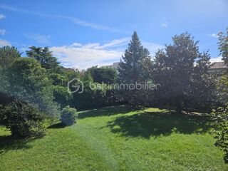 Propriété/château à vendre 8 pièces 185 m²