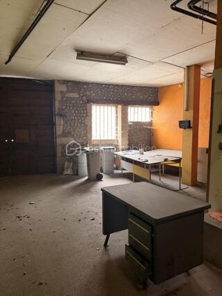  Immeuble � vendre 10 pi�ces 150 m�