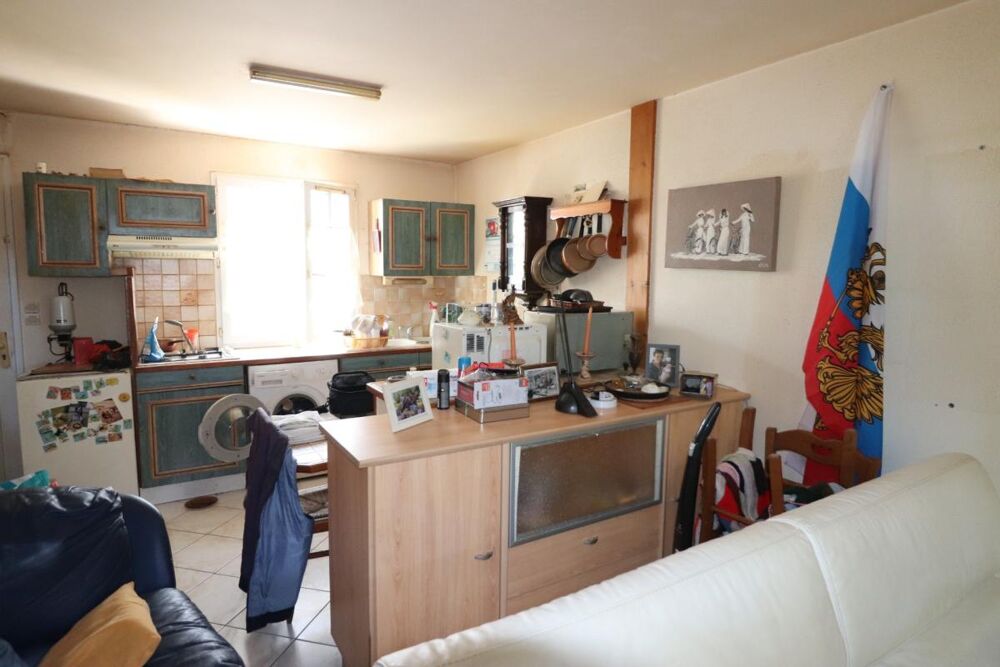 Vente Maison VENTE D'UNE MAISON LOUER EN DEUX APPARTEMENTS ROCHEFORT (17) Rochefort