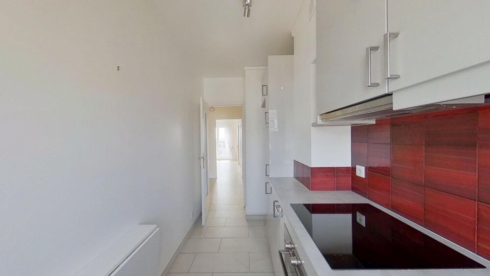 Vente Appartement Appartement 3 pièces traversant et lumineux au 7eme étage avec ascenseur Montreuil
