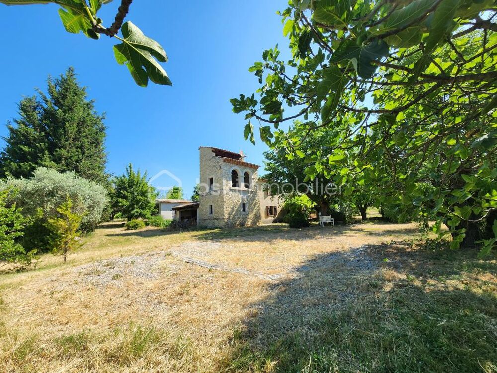 Vente Maison Mas Authentique au Cœur du Luberon sur plus de 2,7 hectares Cucuron