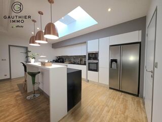  Appartement � vendre 4 pi�ces 143 m�