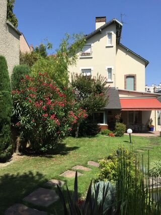  Maison à vendre 8 pièces 260 m²