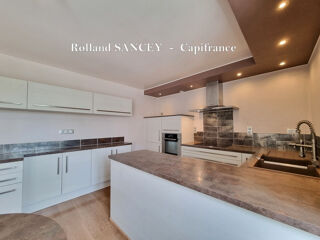  Maison à vendre 10 pièces 224 m²