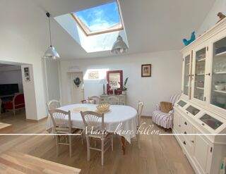 Vente Maison Maison de type 6 à vendre sur SAINT GILLES CROIX DE VIE (85), Maison de ville avec terrasse et garage Saint gilles croix de vie