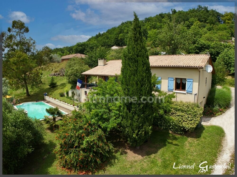 Vente Maison Maison de plain pied avec Piscine et beau point de vue sur la commune de Port Sainte Foy et Ponchapt Port sainte foy et ponchapt