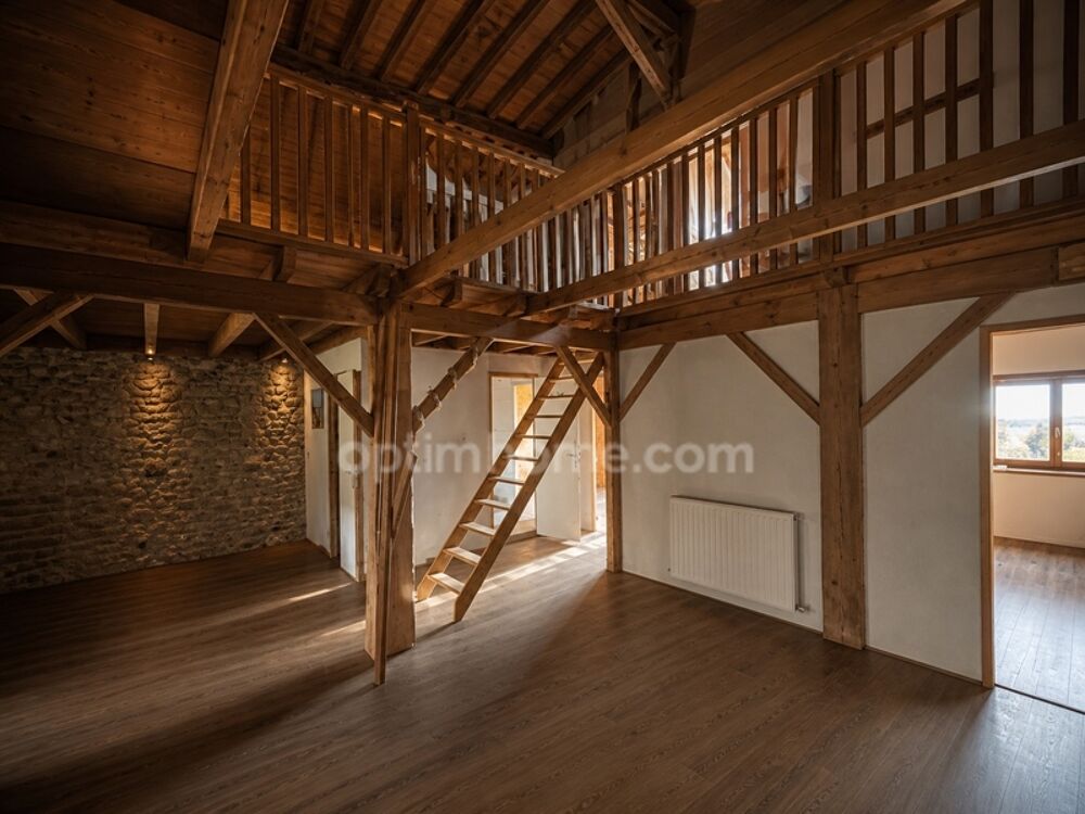 Maison avec vue à finir de rénover avec 13314M2 de terrain
