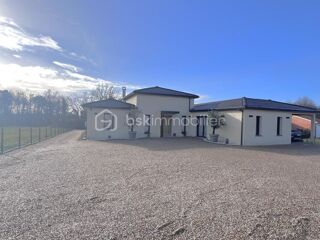  Maison � vendre 8 pi�ces 190 m�