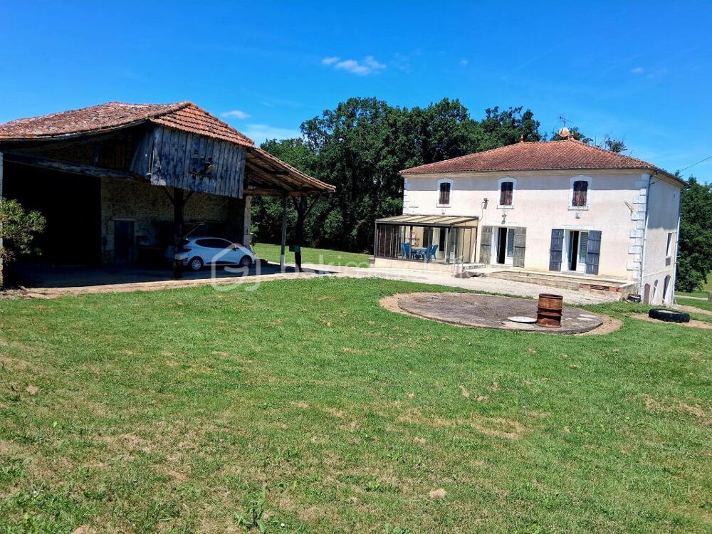 A SAISIR Maison de caractère de 130 m² avec hangar de 300 m²  Terrain de 8 391 m²  Dolmayrac