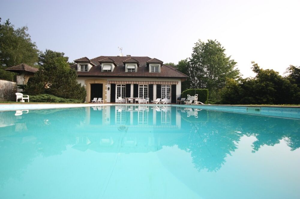 � vendre  Propri�t�/ch�teau Le Plantay (01330)