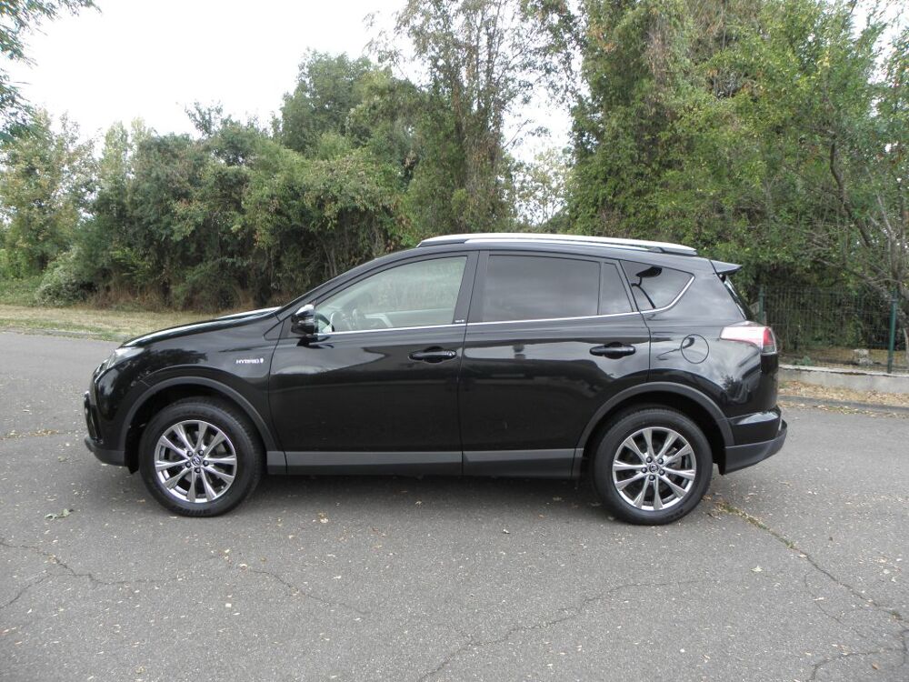 RAV 4 IV 2.5 Hybrid 197ch AWD-i Dynamic • 1&egrave;re main Entretie 2017 occasion 57640 Malroy