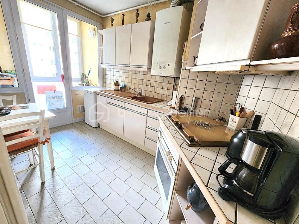 Vente Appartement EXCLUSIVITÉ LE PLESSIS-TRÉVISE 3/4 PIÈCES AVEC BALCON, LOGGIA, PLACE DE PARKING ET CAVE * IDÉAL PREMIER ACHAT * Le plessis trevise