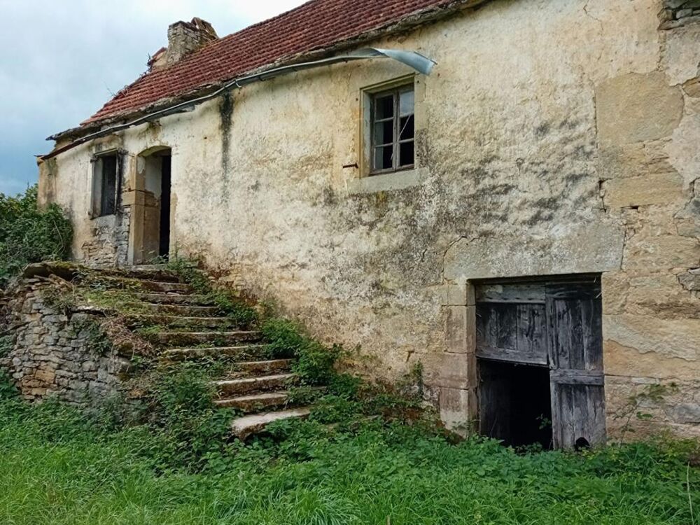 Vente Maison Ferme  5 pièces 740m²  2 maisons grange hangar Parisot
