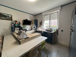  Propri�t�/ch�teau � vendre 10 pi�ces 220 m�